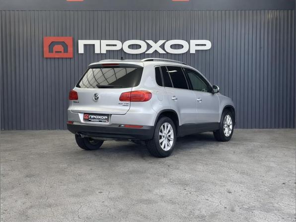Volkswagen Tiguan I Рестайлинг с пробегом 2011 года, цена 1 397 000 рублей, 165401 км, внедорожник, Автокод Объявления