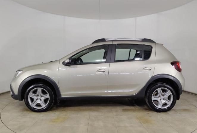 Renault Sandero II Рестайлинг с пробегом 2020 года, цена 1 220 000 рублей, 77000 км, хэтчбек, Автокод Объявления