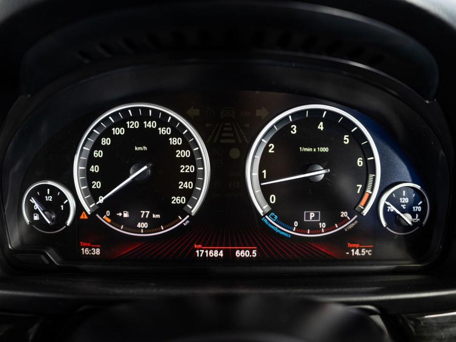 BMW 5 серии VI (F10/F11/F07) Иркутск  - изображение 12