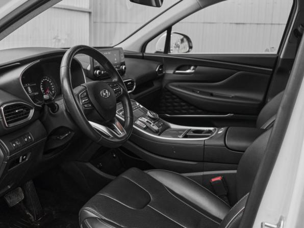 Hyundai Santa Fe IV Рестайлинг с пробегом 2021 года, цена 3 550 000 рублей, 82120 км, внедорожник, Автокод Объявления