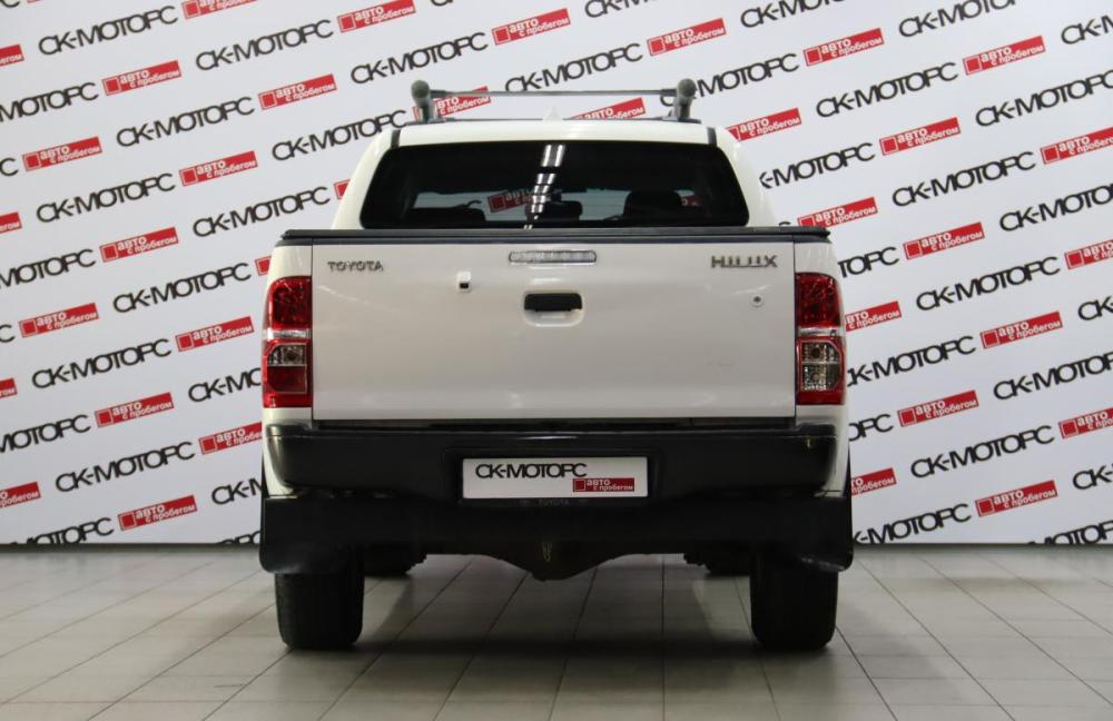 Toyota Hilux VII Рестайлинг Сургут  - изображение 4