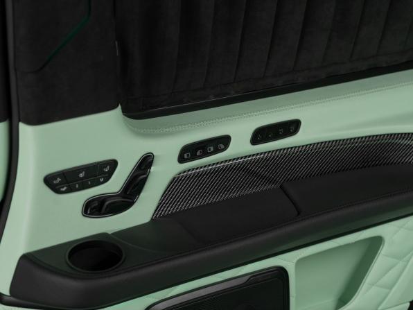 Mercedes-Benz V-Класс III (W447) Рестайлинг 2 с пробегом 2025 года, цена 46 000 000 рублей, 89 км, минивэн, Автокод Объявления