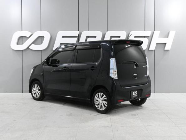 Suzuki Wagon R V Рестайлинг с пробегом 2015 года, цена 929 000 рублей, 136043 км, хэтчбек, Автокод Объявления