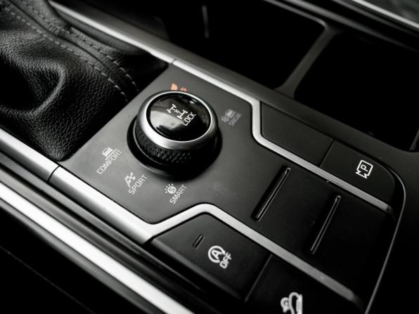 Kia Sorento IV с пробегом 2022 года, цена 3 250 000 рублей, 117529 км, внедорожник, Автокод Объявления