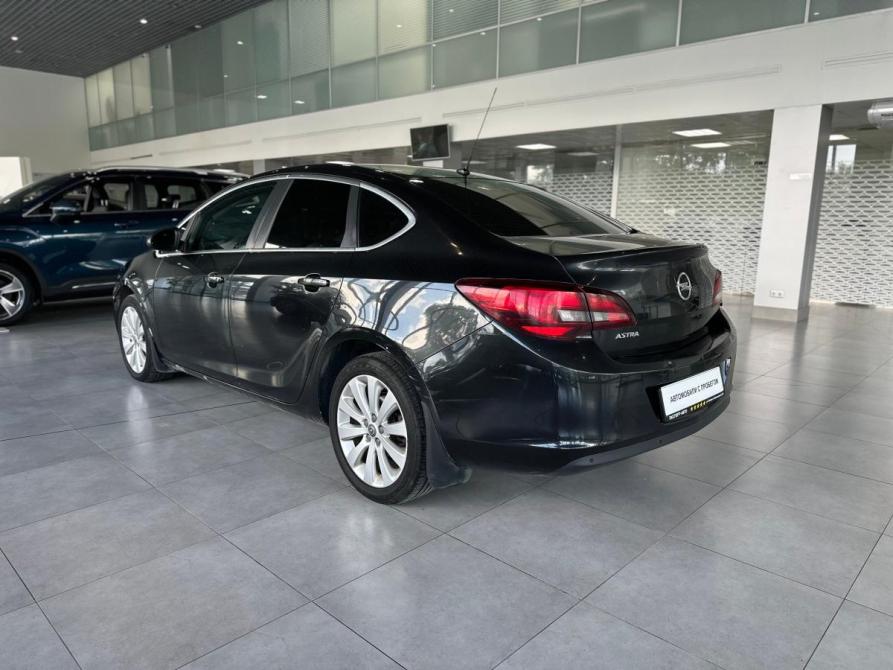Opel Astra J Рестайлинг Новосибирск  - изображение 7