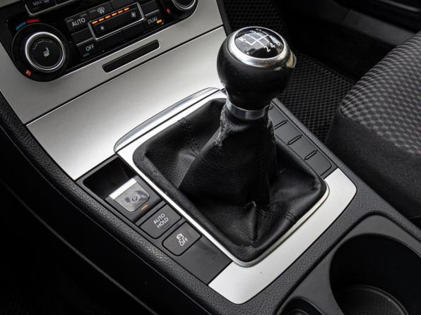 Volkswagen Passat B7 с пробегом 2011 года, цена 825 000 рублей, 193632 км, седан, Автокод Объявления