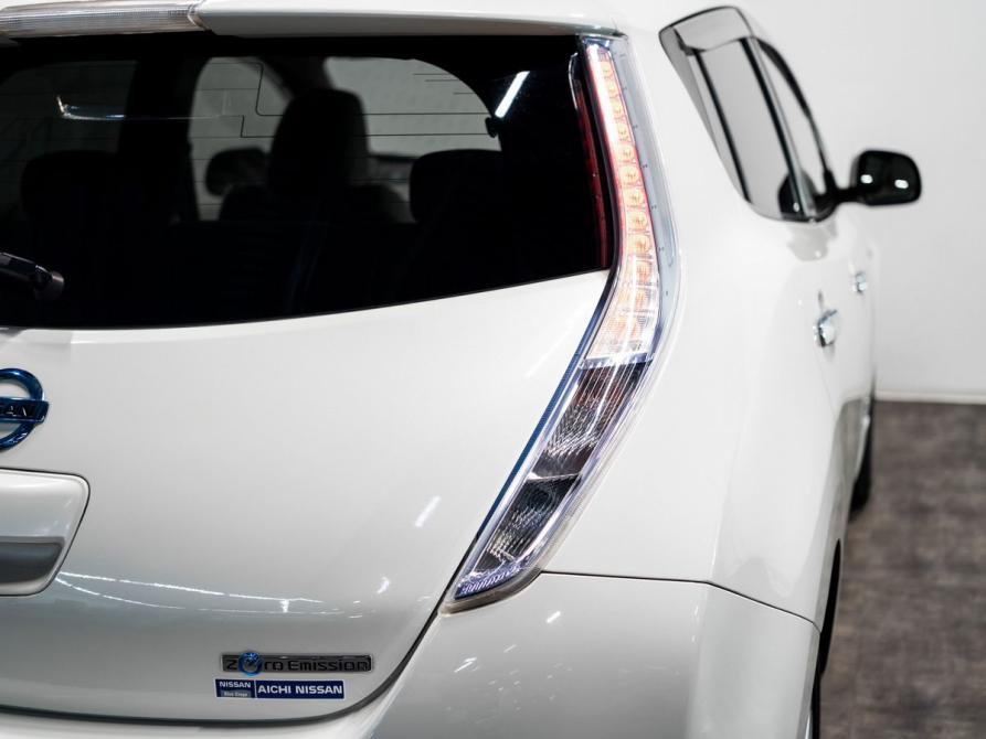 Nissan Leaf I (ZE0/AZE0) Чита  - изображение 19