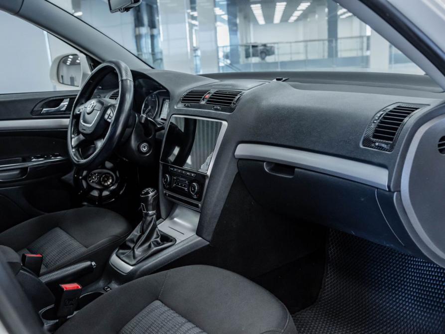 Skoda Octavia II (A5) Рестайлинг Самара  - изображение 12