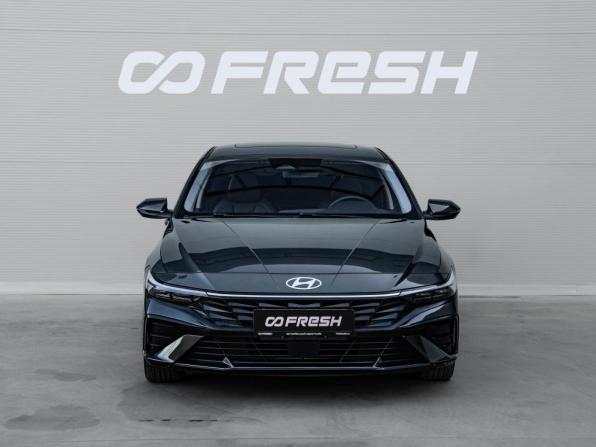 Hyundai Elantra VII (CN7) Рестайлинг с пробегом 2024 года, цена 2 280 000 рублей, 39237 км, седан, Автокод Объявления