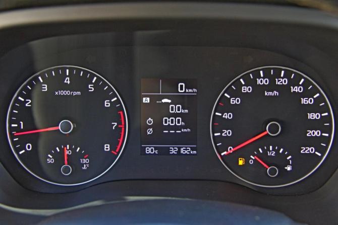 Kia Rio IV Рестайлинг с пробегом 2021 года, цена 1 621 700 рублей, 31581 км, хэтчбек, Автокод Объявления