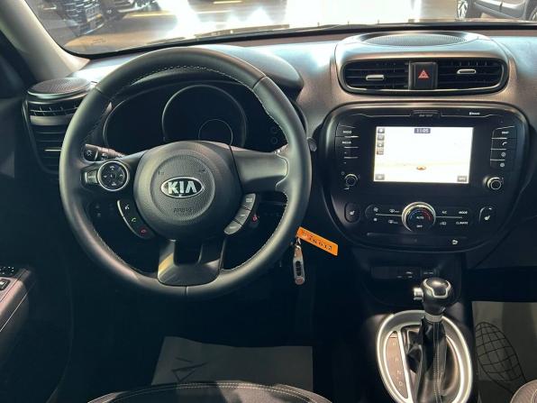 Kia Soul II Рестайлинг с пробегом 2017 года, цена 1 630 000 рублей, 137198 км, хэтчбек, Автокод Объявления