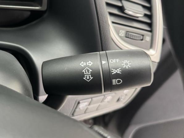 Mazda Axela III Рестайлинг с пробегом 2016 года, цена 1 265 000 рублей, 53130 км, хэтчбек, Автокод Объявления