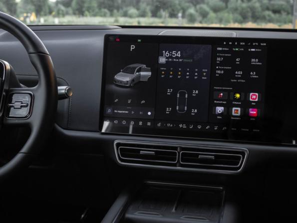 Li Auto (Lixiang) L7 I Рестайлинг с пробегом 2024 года, цена 6 750 000 рублей, 47771 км, внедорожник, Автокод Объявления