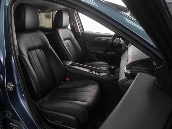 Mazda 6 III (GJ) Рестайлинг 2 с пробегом 2019 года, цена 2 288 000 рублей, 89597 км, седан, Автокод Объявления