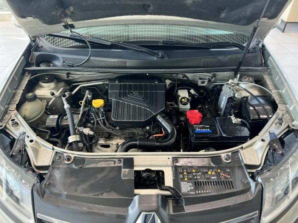 Renault Sandero II с пробегом 2018 года, цена 995 000 рублей, 90072 км, хэтчбек, Автокод Объявления