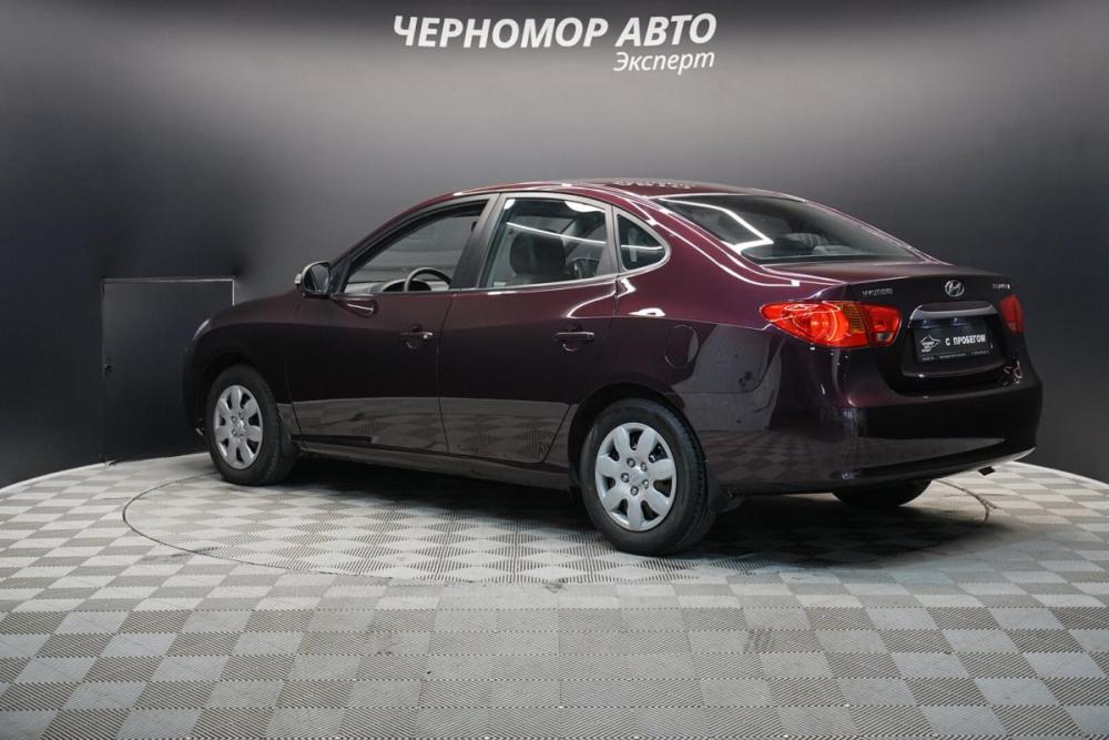 Hyundai Elantra IV (HD) Крым  - изображение 3