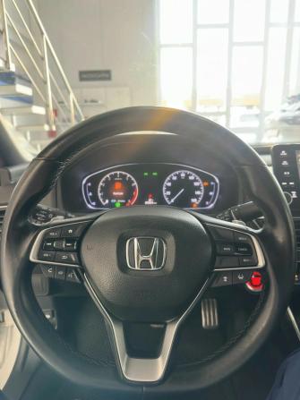 Honda Accord X с пробегом 2018 года, цена 2 080 000 рублей, 118000 км, седан, Автокод Объявления