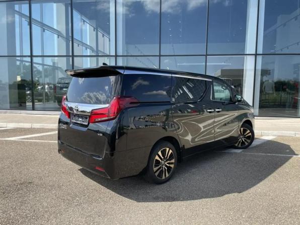 Toyota Alphard III Рестайлинг с пробегом 2021 года, цена 6 090 000 рублей, 66155 км, минивэн, Автокод Объявления