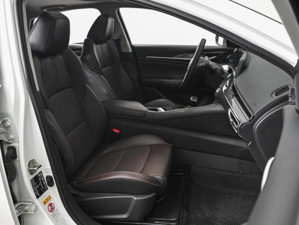 Changan Eado Plus с пробегом 2023 года, цена 1 684 000 рублей, 19107 км, седан, Автокод Объявления