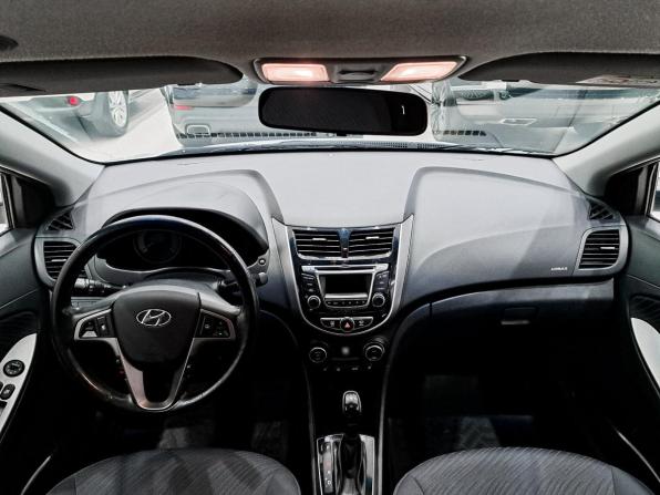 Hyundai Solaris I Рестайлинг с пробегом 2016 года, цена 1 340 000 рублей, 98525 км, седан, Автокод Объявления