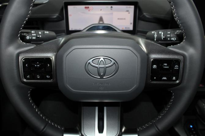 Toyota RAV4 VI (XA60) с пробегом 2026 года, цена 4 950 000 рублей, 25 км, внедорожник, Автокод Объявления