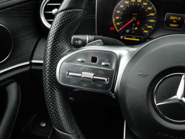 Mercedes-Benz E-Класс V (W213 S213 C238) с пробегом 2019 года, цена 3 349 000 рублей, 90847 км, седан, Автокод Объявления