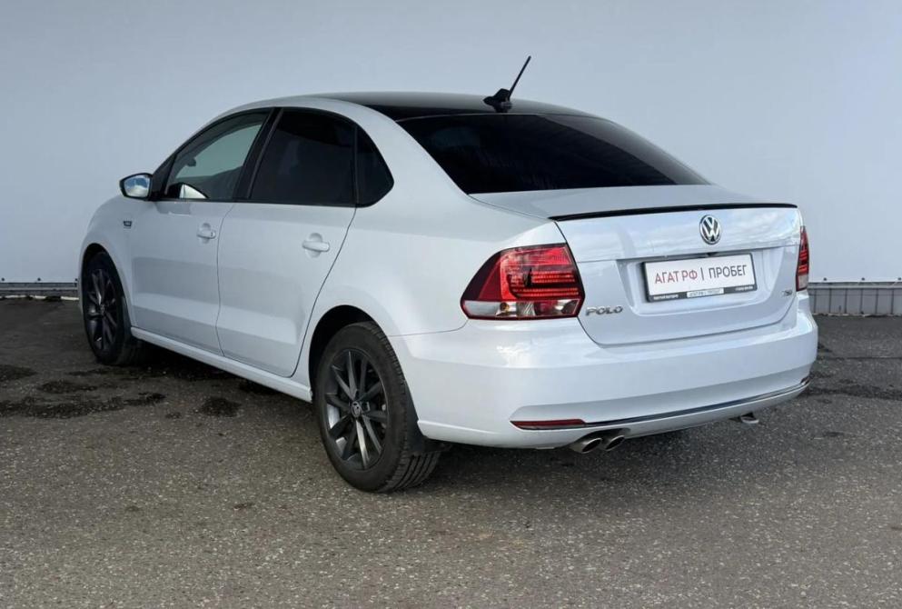 Volkswagen Polo V Рестайлинг Киров  - изображение 7