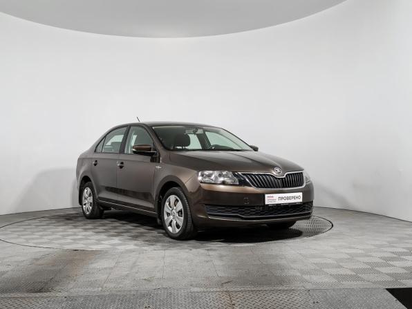 Skoda Rapid I Рестайлинг с пробегом 2019 года, цена 1 390 000 рублей, 88000 км, лифтбек, Автокод Объявления