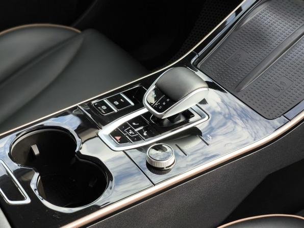 Omoda C5 I с пробегом 2023 года, цена 1 650 000 рублей, 68700 км, внедорожник, Автокод Объявления
