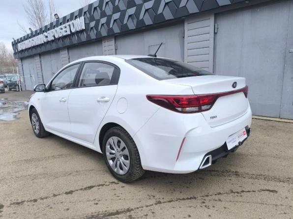 Kia Rio IV Рестайлинг с пробегом 2020 года, цена 1 267 889 рублей, 79034 км, седан, Автокод Объявления
