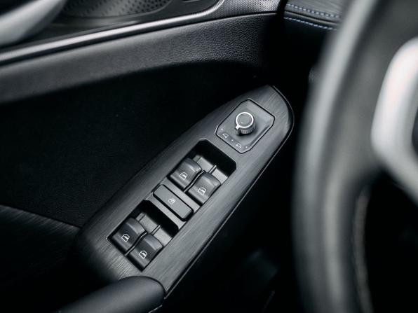 Haval Jolion I Рестайлинг с пробегом 2024 года, цена 2 042 000 рублей, 45743 км, внедорожник, Автокод Объявления