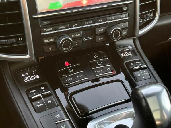 Porsche Cayenne II Рестайлинг (958) с пробегом 2015 года, цена 2 999 000 рублей, 167436 км, внедорожник, Автокод Объявления