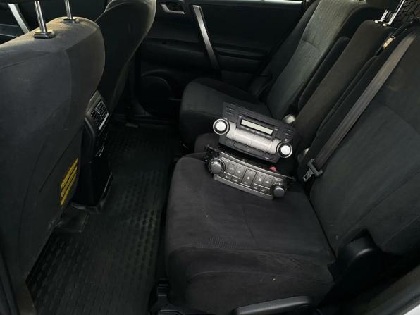 Toyota Highlander II (XU40) Рестайлинг с пробегом 2012 года, цена 1 450 000 рублей, 136600 км, внедорожник, Автокод Объявления