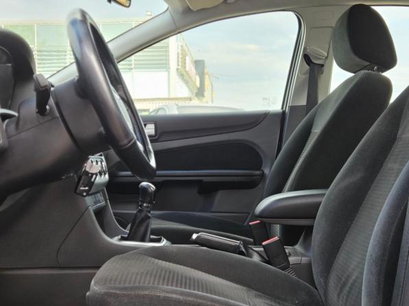 Ford Focus II с пробегом 2005 года, цена 399 999 рублей, 370000 км, седан, Автокод Объявления