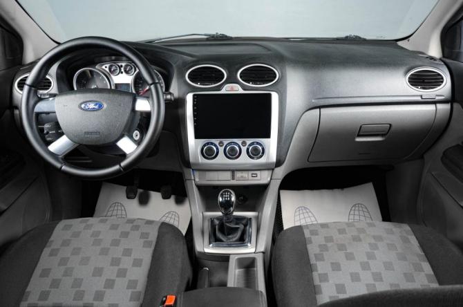 Ford Focus II с пробегом 2008 года, цена 399 000 рублей, 211752 км, седан, Автокод Объявления