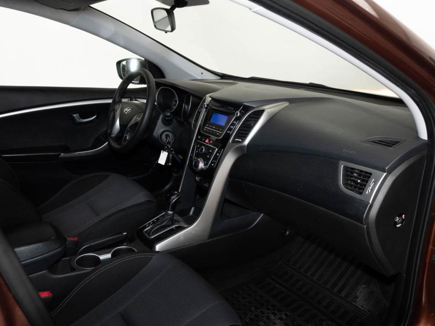 Hyundai i30 II Казань  - изображение 6