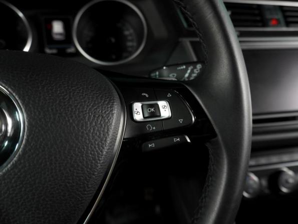 Volkswagen Tiguan II с пробегом 2017 года, цена 2 644 000 рублей, 136137 км, внедорожник, Автокод Объявления