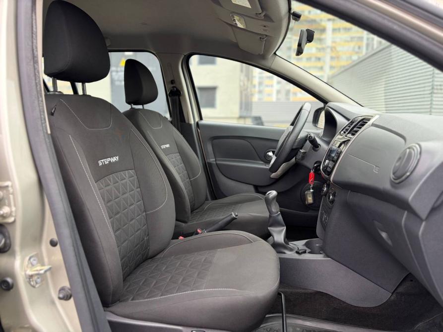 Renault Sandero II Санкт-Петербург  - изображение 22