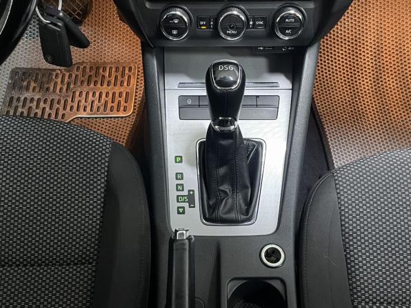 Skoda Octavia III (A7) с пробегом 2014 года, цена 1 251 000 рублей, 206589 км, лифтбек, Автокод Объявления