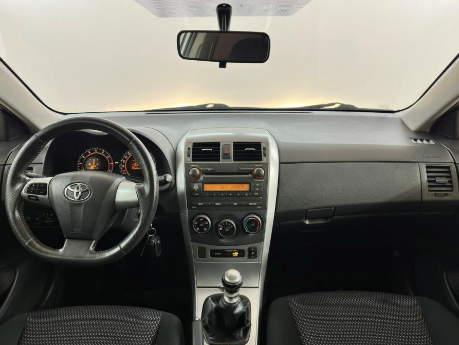 Toyota Corolla X (E140 E150) Рестайлинг Москва  - изображение 5