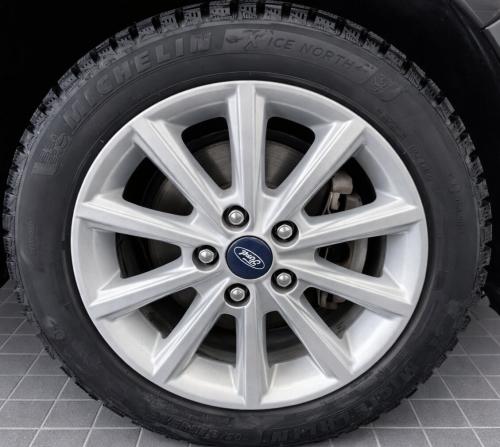 Ford Focus III Рестайлинг с пробегом 2019 года, цена 1 450 000 рублей, 62418 км, седан, Автокод Объявления