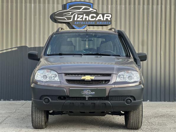 Chevrolet Niva I Рестайлинг с пробегом 2017 года, цена 729 000 рублей, 97800 км, внедорожник, Автокод Объявления