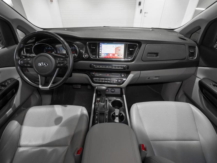 Kia Carnival III Москва  - изображение 8