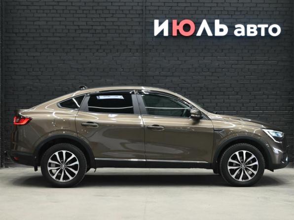 Renault Arkana I с пробегом 2021 года, цена 1 680 000 рублей, 77642 км, внедорожник, Автокод Объявления