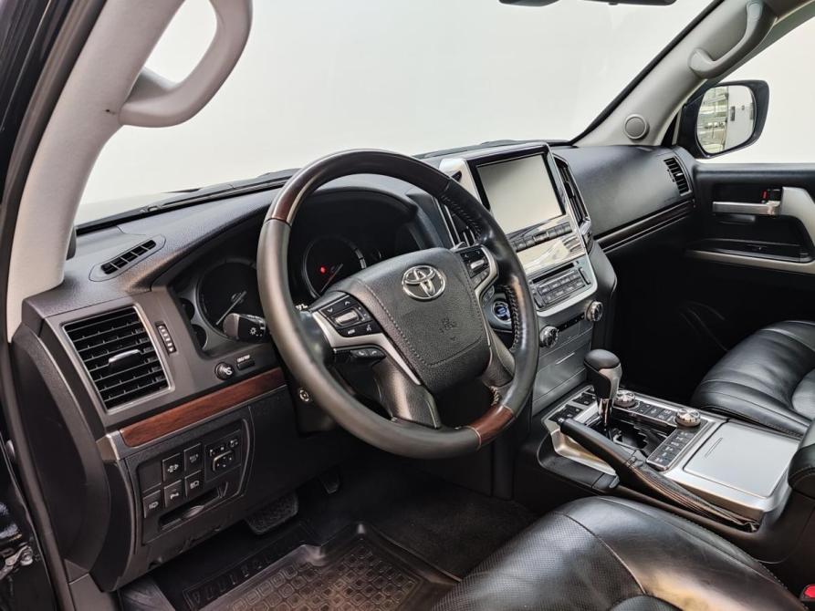Toyota Land Cruiser 200 Series Рестайлинг 2 Барнаул  - изображение 15