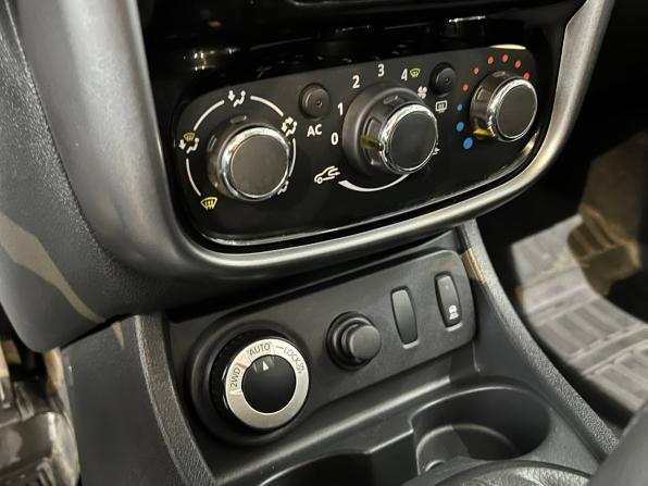 Renault Duster I с пробегом 2012 года, цена 970 000 рублей, 71500 км, внедорожник, Автокод Объявления