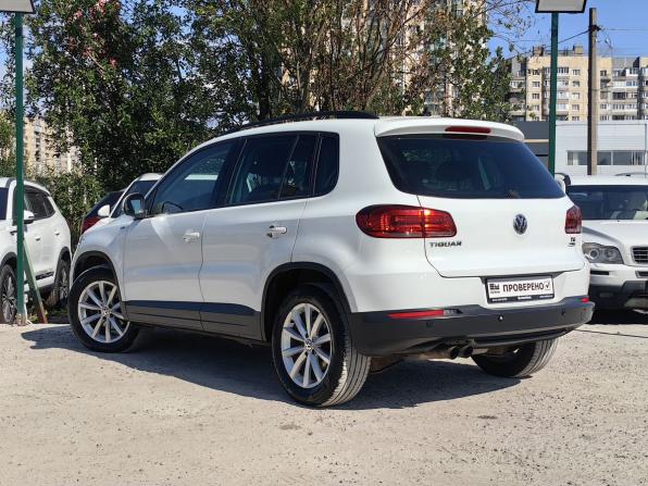 Volkswagen Tiguan I Рестайлинг с пробегом 2016 года, цена 909 000 рублей, 246000 км, внедорожник, Автокод Объявления