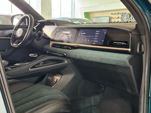Geely Monjaro I с пробегом 2024 года, цена 3 180 000 рублей, 56524 км, внедорожник, Автокод Объявления