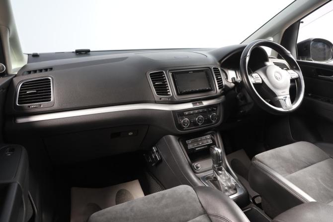 Volkswagen Sharan II с пробегом 2012 года, цена 1 449 000 рублей, 115000 км, минивэн, Автокод Объявления