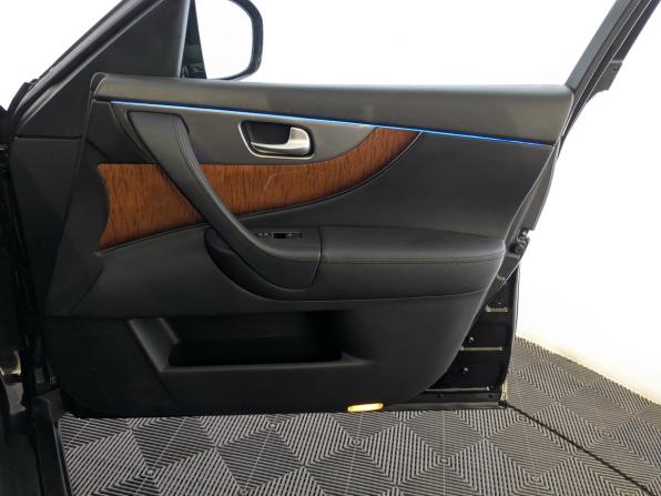 Infiniti QX70 с пробегом 2014 года, цена 2 450 000 рублей, 100310 км, внедорожник, Автокод Объявления